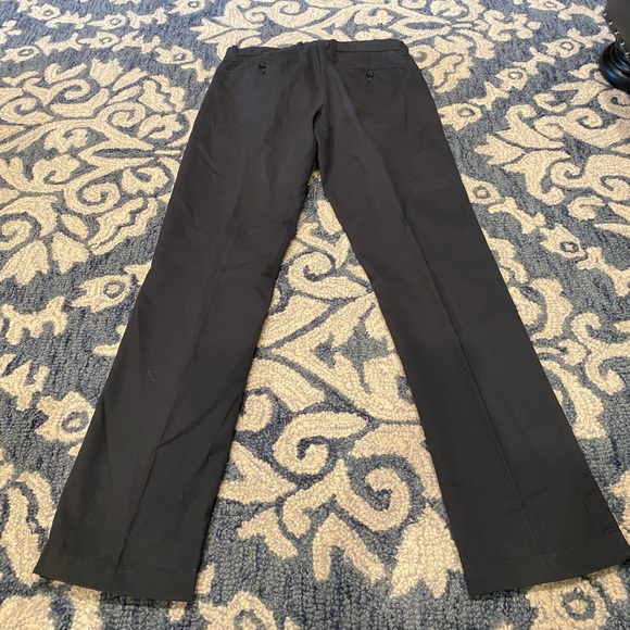 Gap men’s dark grey khakis in size 30/30 - Picture 2 of 3